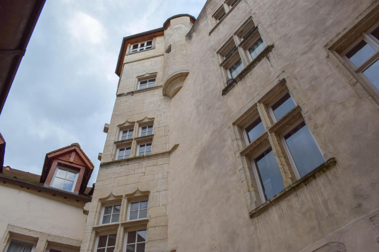 Appartement Classe "La Tour" Dole Exterior photo
